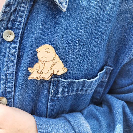 Fat Cat Reading Pin