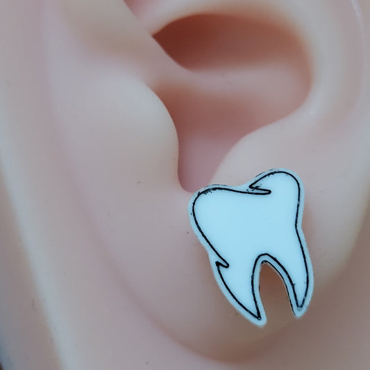 Tooth studs